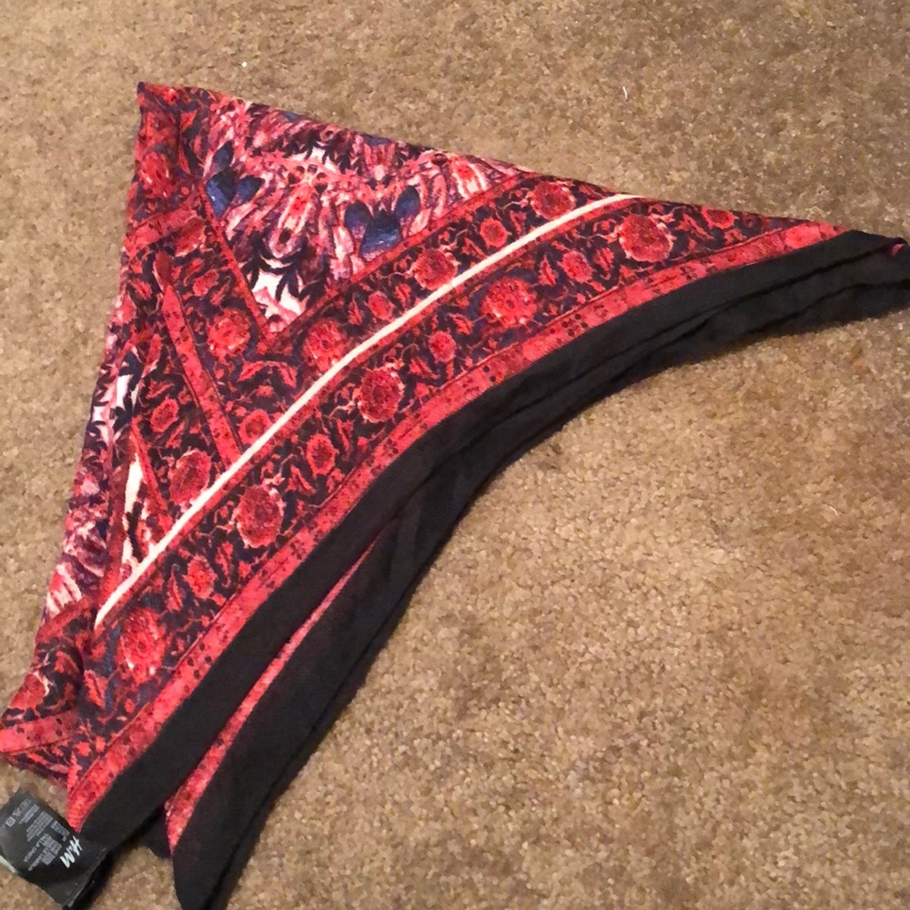 Beautiful scarf!